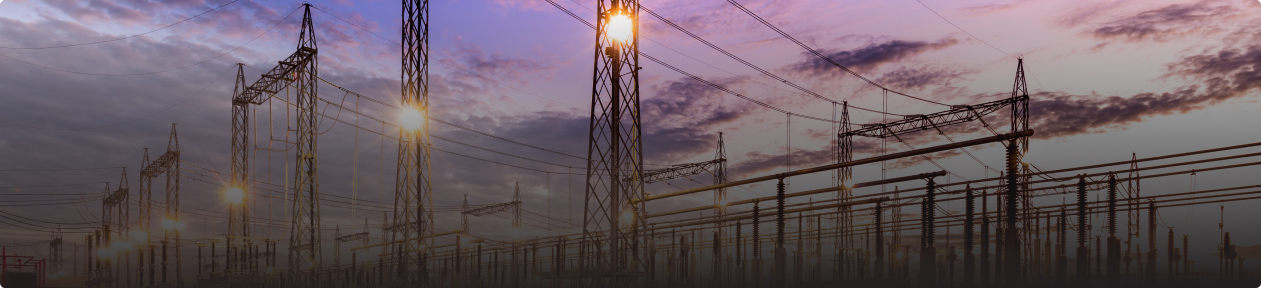 Imagem com torres de energia elétrica